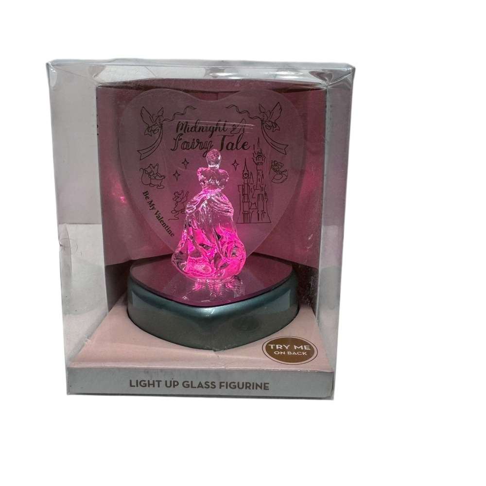 Disney Princess . Cinderella Light Up Glass Figurine NIB Changes Colors.